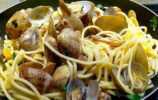 spaghetti con le vongole