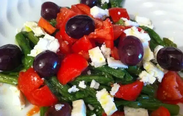 insalata di asparagi e pomodori