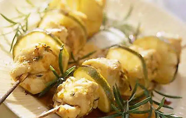 Spiedini di pollo e zucchine
