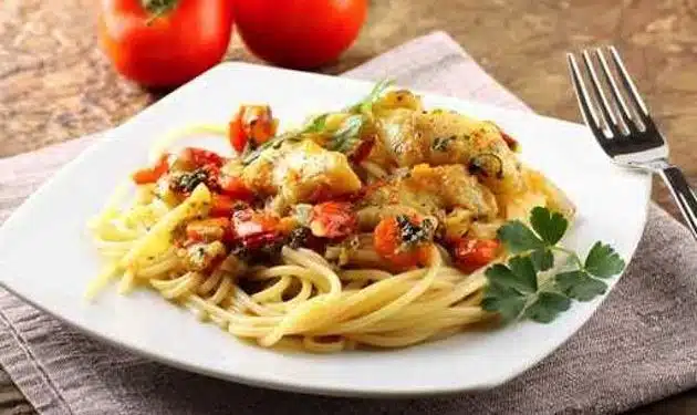 Spaghetti al sugo di baccalà