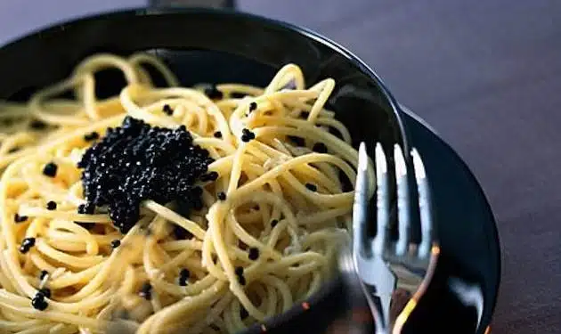 spaghetti con uova di lompo