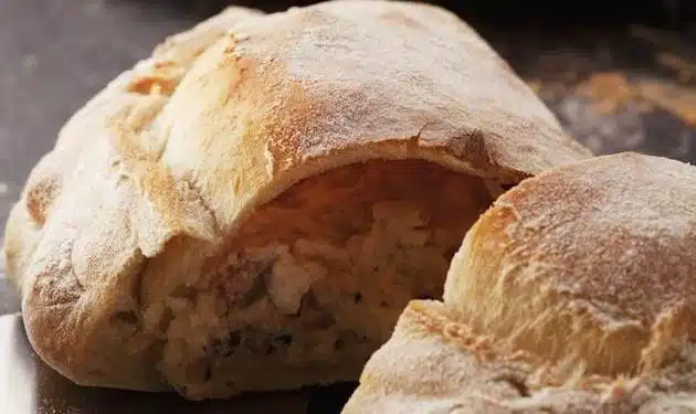calzone al forno ricotta e salame