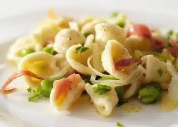 orecchiette con fave e prosciutto