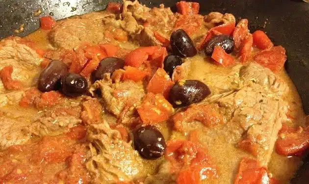 carne ala pizzaiola con olive