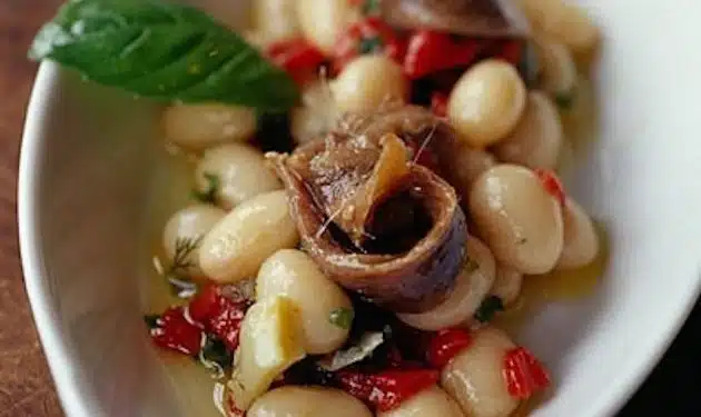 antipasto veloce di fagioli bianchi acciughe