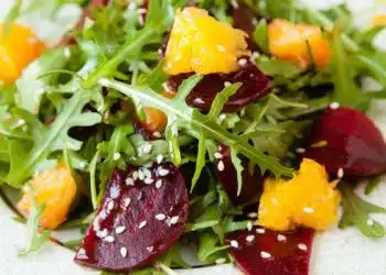 barbabietola rossa cotta rucola arance