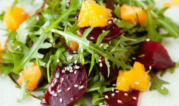 barbabietola rossa cotta rucola arance