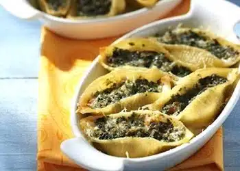 conchiglioni ripieni di spinaci e pancetta