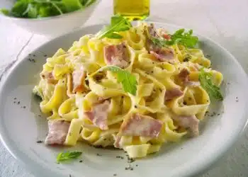 tagliatelle veloci pancetta e rucola