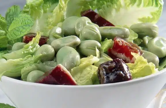 Insalata fave fresche menta e prosciutto