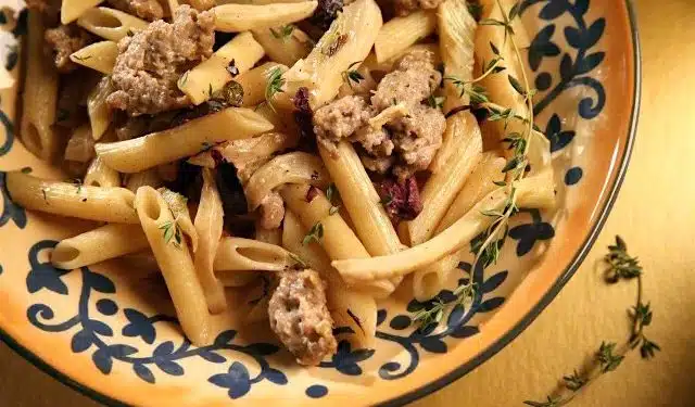 pasta salsiccia e finocchi veloce