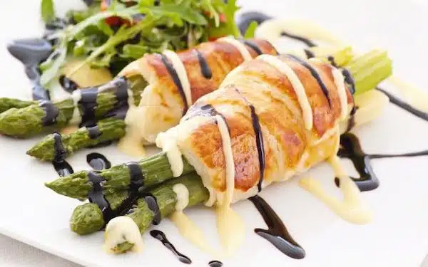 asparagi al forno pasta sfoglia balsamico