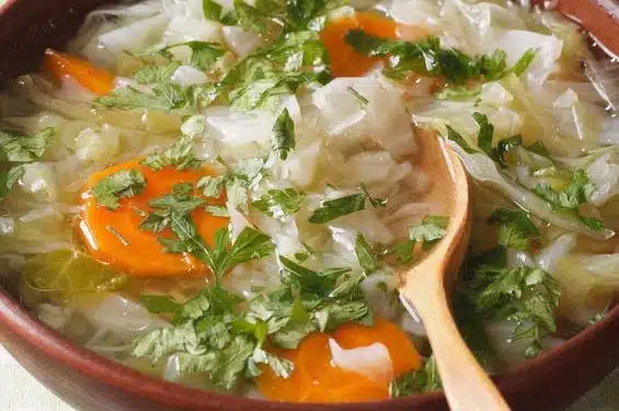 zuppa sedano e cavolo ricette 30 minuti