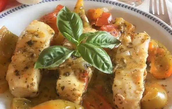 Filetti di merluzzo in peperonata ricetta