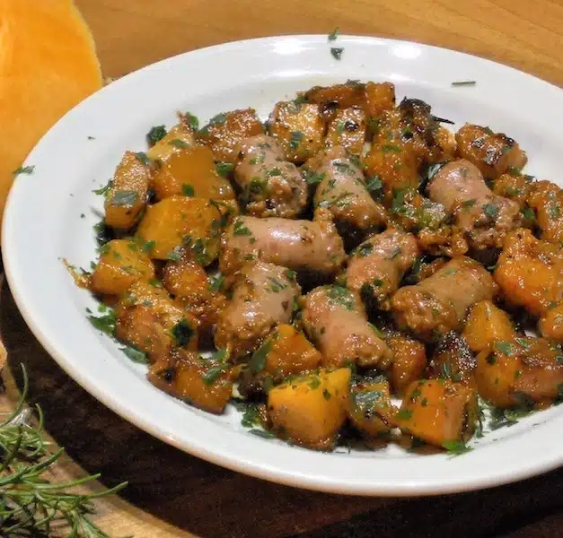 salsiccia e zucca saltati in padella ricetta