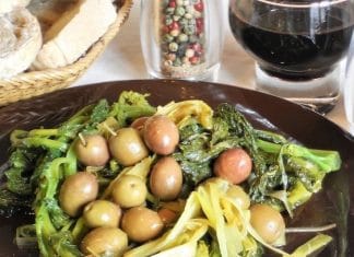 Broccoletti e porri in padella con olive Broccoletti e porri in padella con olive