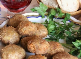 Polpette saporite manzo e salsiccia. Ricetta Polpette saporite manzo e salsiccia