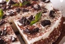Cheesecake senza cottura con gli Oreo e menta Cheesecake senza cottura con gli Oreo