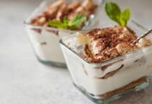 Tiramisù senza caffè facile con avanzi. Ricetta tiramisù senza caffè