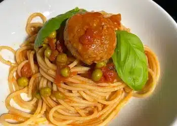 pasta e polpette ricetta veloce