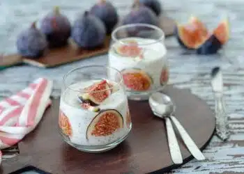 dessert con fichi freschi e yogurt
