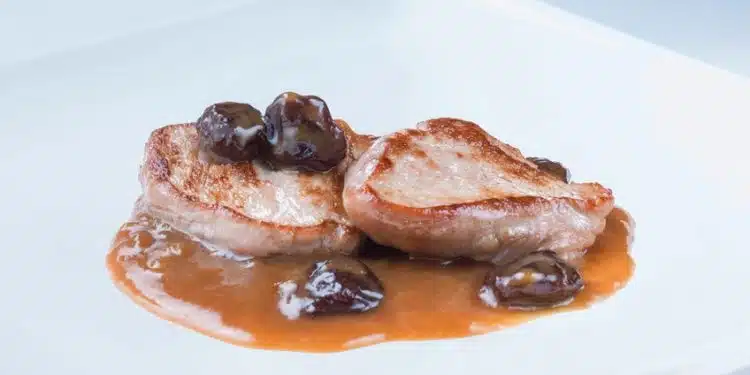 scaloppine lonza di maiale uva e vino