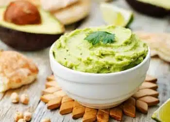 hummus di avocado e ceci