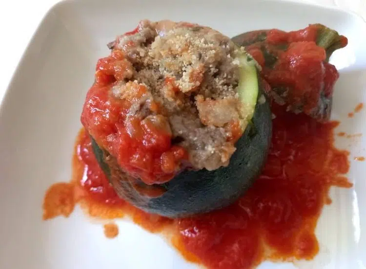 Zucchine tonde ripiene in padella