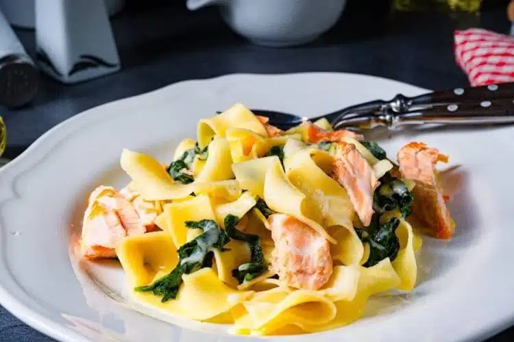 pasta al salmone e spinaci