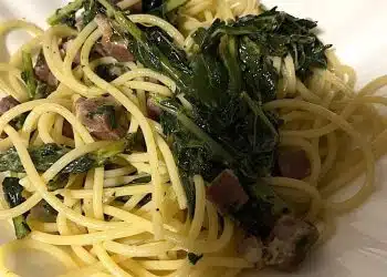 pasta con cavolo nero e prosciutto