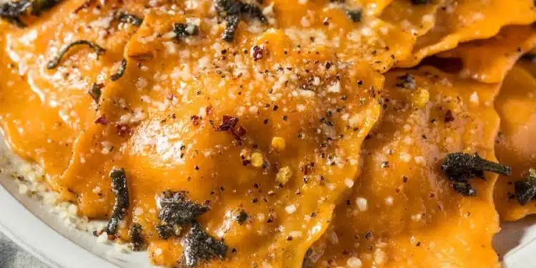 ravioli di zucca e parmigiano