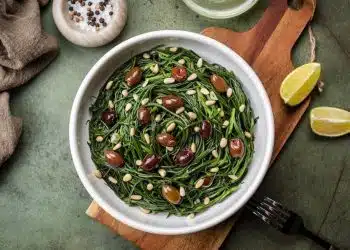 agretti bolliti ripassati con olive