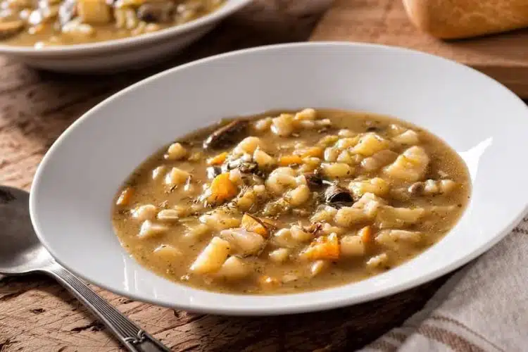 zuppa di fagioli e patate
