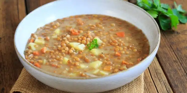 zuppa di lenticchie precoci e patate