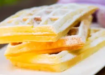 waffle fatti in casa croccanti e morbidi