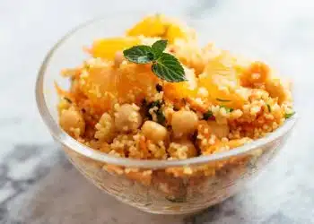 cous cous con ceci e arancia in insalata