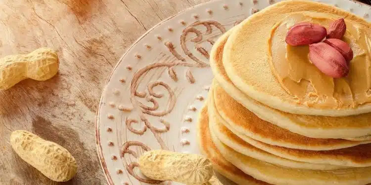 pancakes già pronti con crema di arachidi