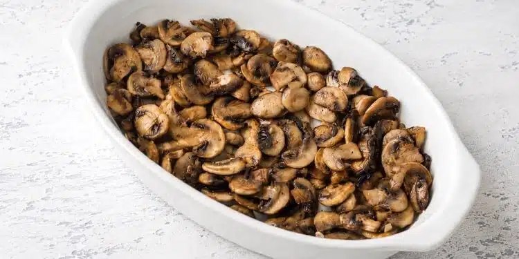 Funghi champignon surgelati in padella